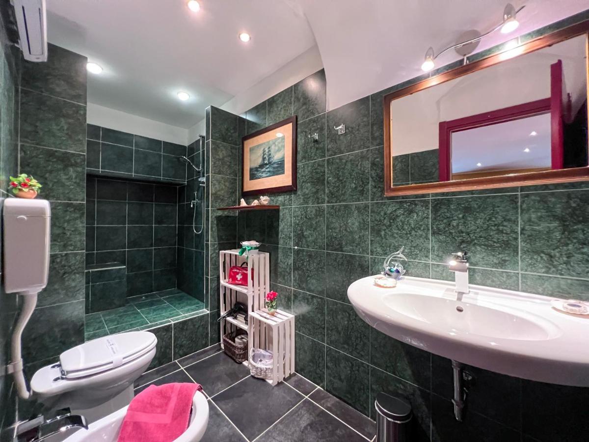 Loft Di Charme In Centro Genova Apartment Екстериор снимка